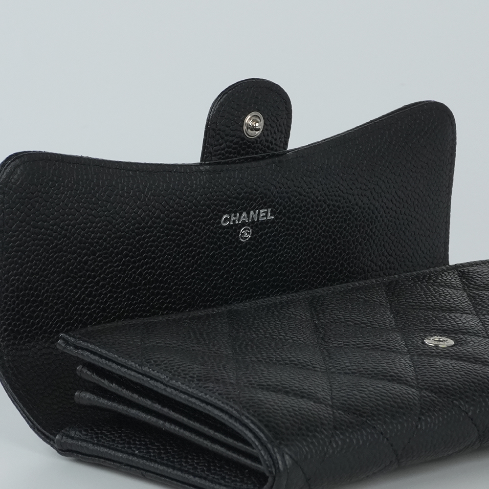 CHANEL LONG FLAP WALLET 香奈兒 魚子醬牛皮長夾 黑 / 銀扣 