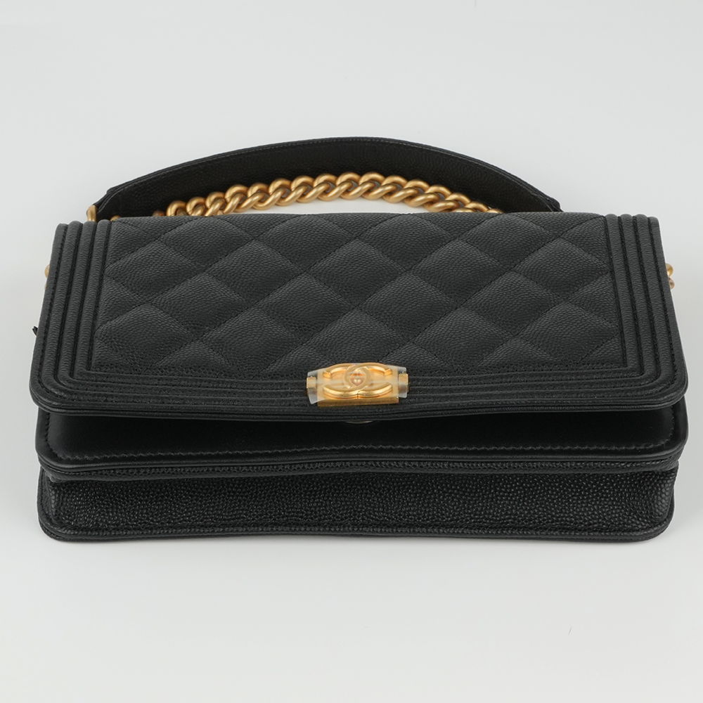 Boy Chanel Woc  經典菱格小牛皮多卡鏈條包 黑 / 復古金扣 
