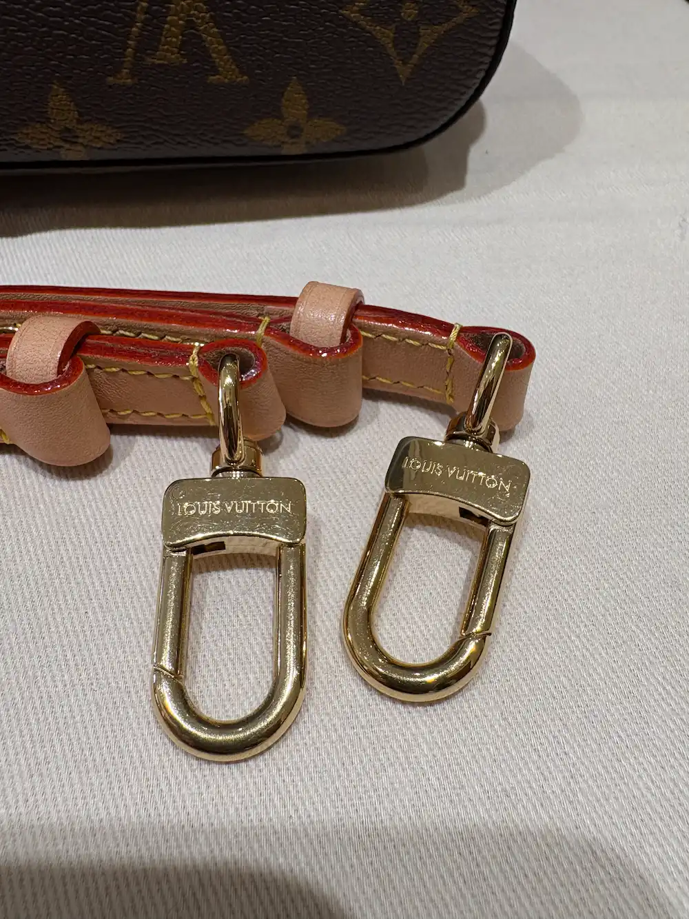 【氣質穿搭首選】LV Néonoé BB Mini 迷你老花水桶包｜經典Monogram＋粉嫩皮飾｜實用輕巧人氣王