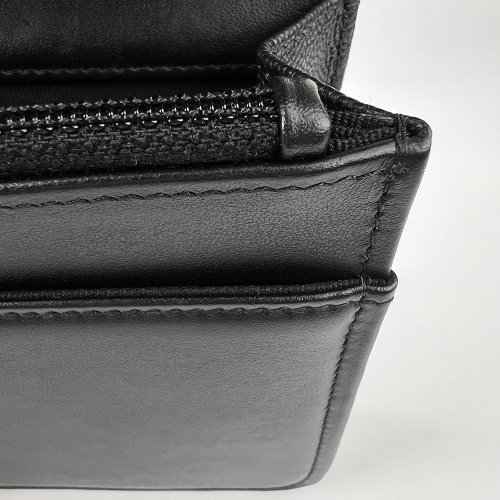 Boy Chanel Woc  經典菱格小牛皮多卡鏈條包 黑 / 復古金扣 